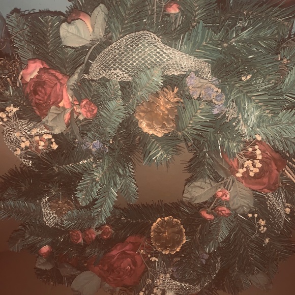 ꧁𝑮𝒐𝒓𝒈𝒆𝒐𝒖𝒔 𝑪𝒉𝒓𝒊𝒔𝒕𝒎𝒂𝒔 𝑾𝒓𝒆𝒂𝒕𝒉꧂ - Picture 4 of 4